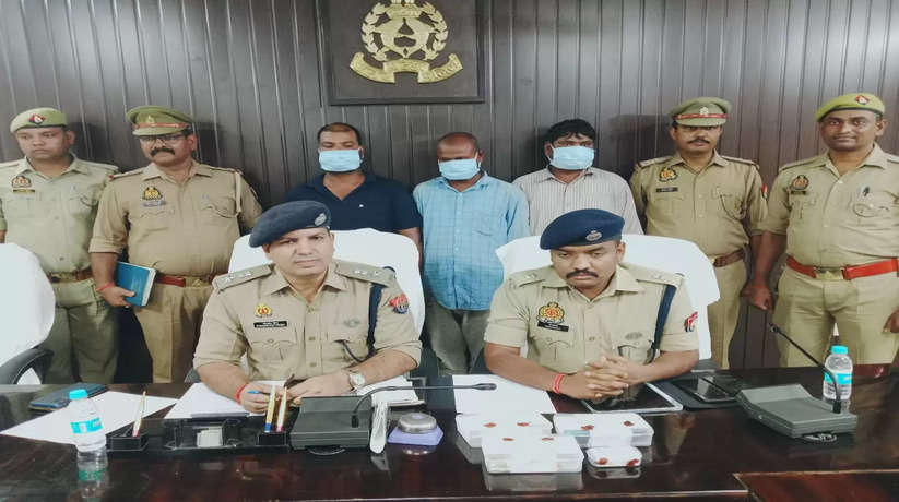 Varanasi Crime: थाना चोलापुर पुलिस द्वारा लूट की घटना का सफल अनावरण, 03 शातिर अभियुक्त गिरफ्तार