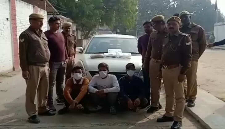 मिर्ज़ापुर से बुक किया कार, प्रयागराज में किया हत्या, जौनपुर में फेंका शव, चन्दौली पुलिस ने आरोपियों को किया गिरफ्तार