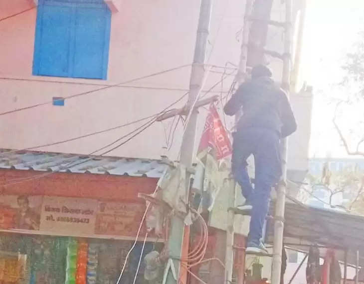 Varanasi News: चौबेपुर चौराहा पर लगा सीसीटीवी कैमरा, अपराध पर लगेगा लगाम