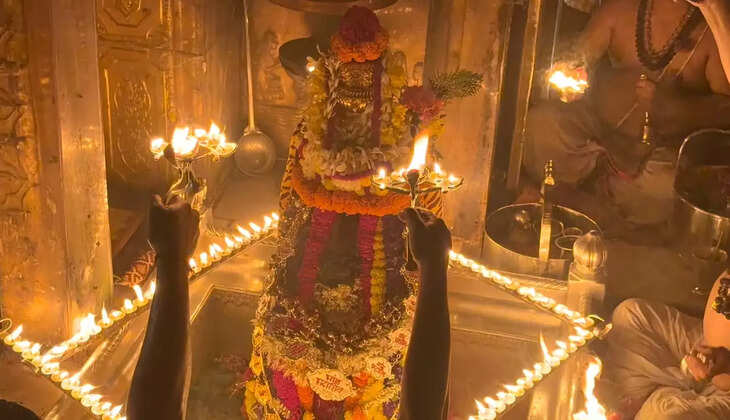 दीपों से सजा बाबा विश्वनाथ का दरबार, कार्तिक पूर्णिमा तक चलेगा विशेष शृंगार