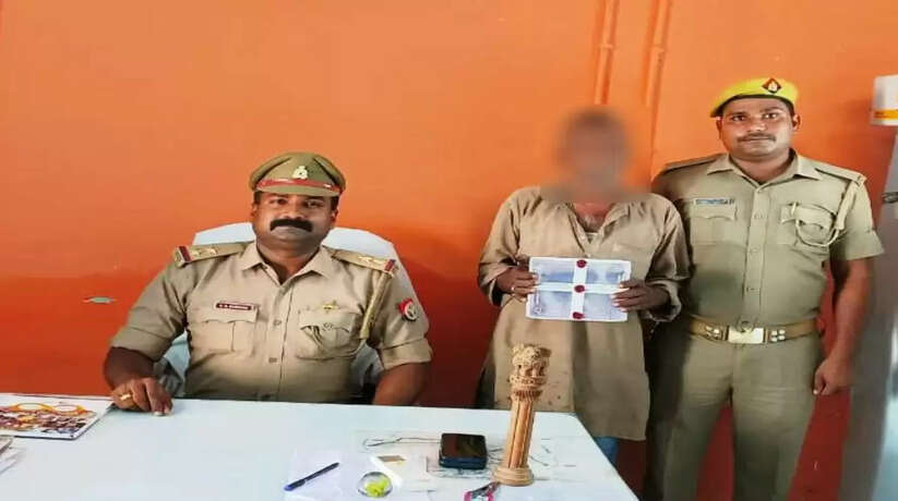 गोरखपुर में हत्या के प्रयास का वांछित अभियुक्त अवैध देशी रिवाल्वर के साथ गिरफ्तार