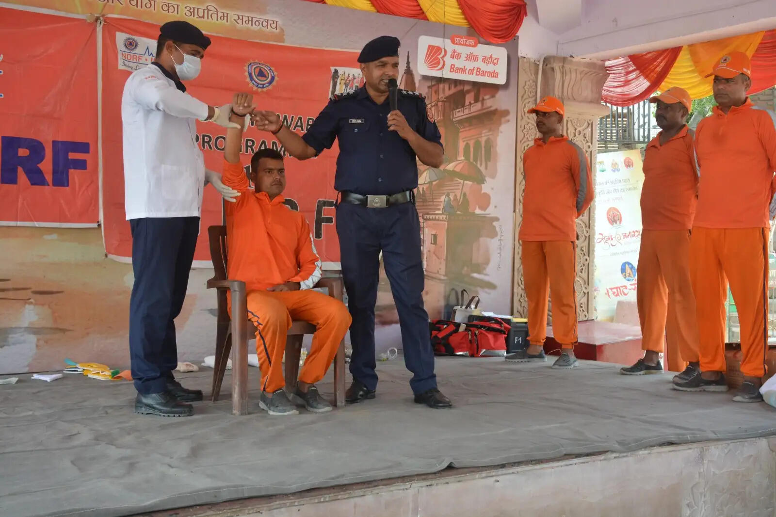 एनडीआरएफ का उद्देश्य नाविकों को इस तरह प्रशिक्षित करना था कि वे घाटों पर श्रद्धालुओं और आम नागरिकों की सुरक्षा में सहयोग कर सकें तथा किसी आपात स्थिति में उपलब्ध संसाधनों का समुचित उपयोग कर समय रहते मदद पहुंचाने में सक्षम हों।