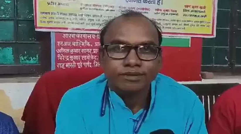 Varanasi News:नगर निगम में सफाई कर्मचारियों की भर्ती को लेकर हो रही है अंधाधुन धन उगाई