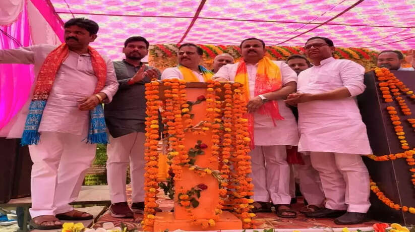 एमएलसी डॉ धर्मेंद्र सिंह ने पाली ब्लॉक में विकास कार्यों का किया लोकार्पण