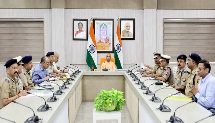 आपदा प्रबंधन में नागरिक सुरक्षा की भूमिका होगी और मजबूत, स्वयंसेवकों को मिलेगा आधुनिक प्रशिक्षण : मुख्यमंत्री योगी