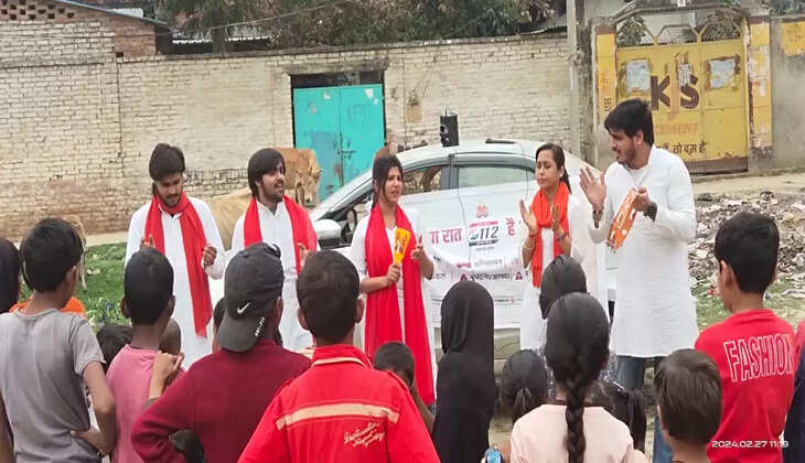 Chanduli News: नुक्कड़ नाटक के माध्यम से चन्दौली पुलिस एवं पीआरवी के सहयोग से आम-जन को जागरुक किया