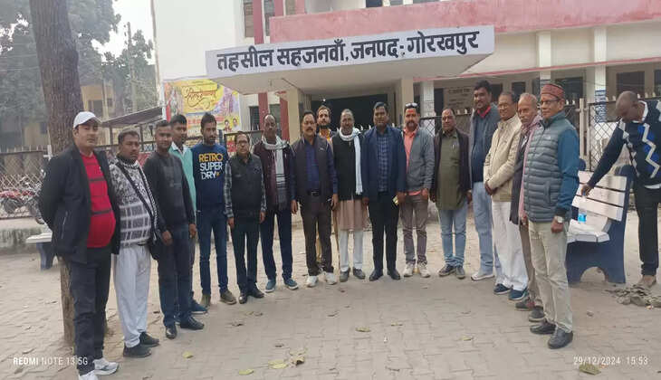 ग्रामीण पत्रकार एसोसिएशन तहसील सहजनवां इकाई का वार्षिक बैठक हुआ सम्पन