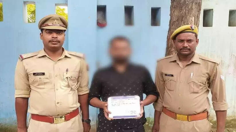 वाराणसी लोहता पुलिस ने अवैध असलहे के साथ एक अभियुक्त को किया गिरफ्तार 
