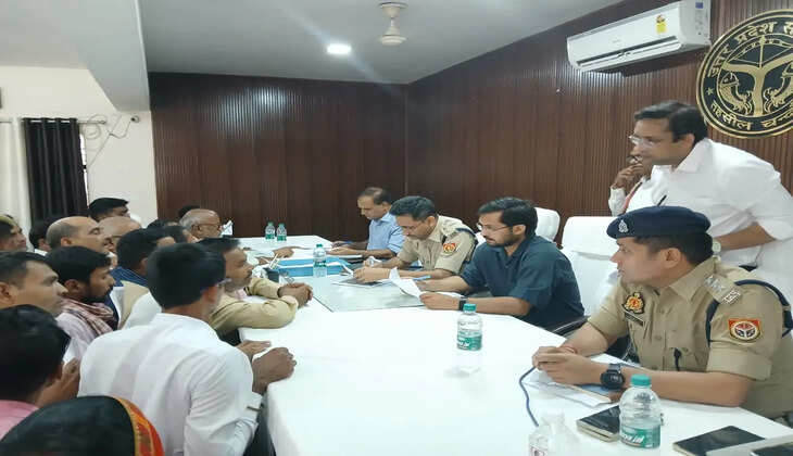 जिलाधिकारी और पुलिस अधीक्षक ने सुनीं जनसमस्याएं,&nbsp;95 शिकायतें प्राप्त, 6 का मौके पर निस्तारण