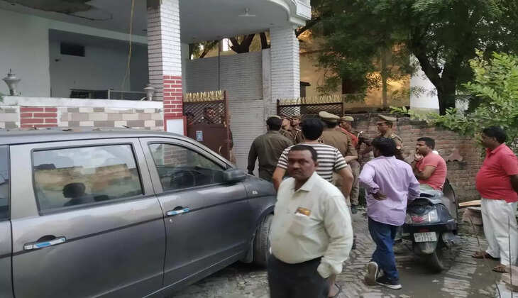 वाराणसी में महिला के सिर पर डंडे से मारकर&nbsp;हत्या, क्षेत्र में फैली सनसनी, एक ही व्यक्ति से दो बहनों की हुयी थी शादी