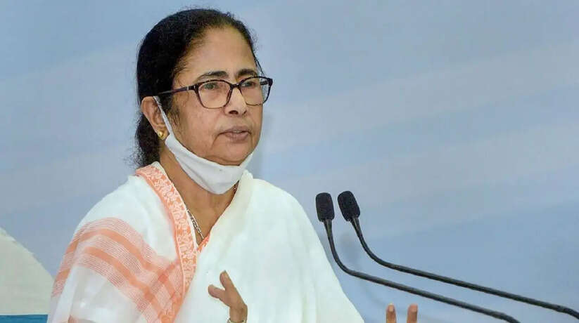 ममता बनर्जी ने बंगाल कैबिनेट में किया बड़ा बदलाव, बाबुल सुप्रियो समेत 6 मंत्रियों के बदले विभाग