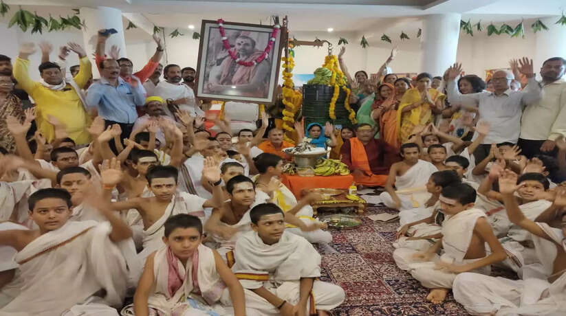 adi shankaracharya,shankaracharya,adi shankaracharya biography,jagadguru shankaracharya,shankaracharya biography,jagadguru adi sankara,adi shankaracharya books,adi shankaracharya movie,adi shankaracharya teachings,story of adi shankaracharya,jagadguru adi shankara,adi shankracharya,adi shankaracharya jayanti,adi shankaracharya story,adi shankaracharya stotras,shankaracharya swaroopanand saraswati,jagatguru aadi shankracharya,adi shankaracharya b