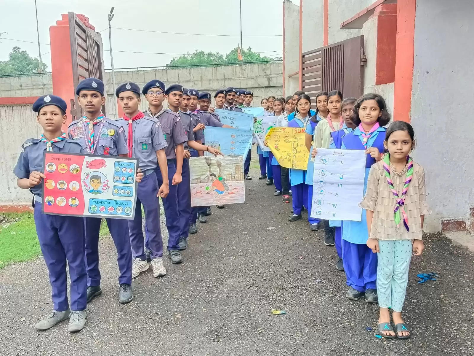 वाराणसी जन सम्पर्क विभाग पूर्वोत्तर रेलवे द्वारा किया गया Quiz Competition & Poster Making Competition का आयोजन 