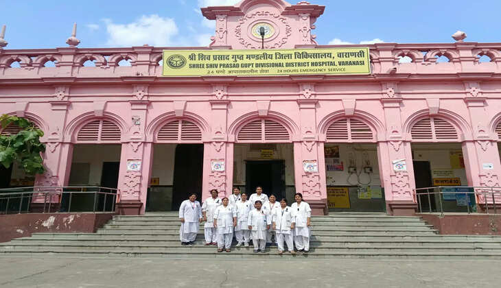 13 सूत्रीय मांगों को लेकर नर्सिंग कर्मचारियों ने बांधा काला फीता, आंदोलन की चेतावनी