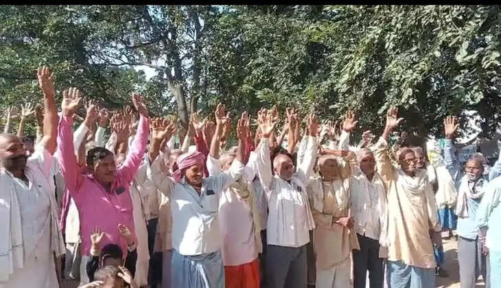Chandauli News Today, Rampur Diya Village News, Dhanapur Block News, Ration Shop Selection, Fair Price Shop Meeting, Chandauli Ration News, UP Ration Shop News, Village Development News, Ration Distribution Problem, Chandauli Latest News, Public Grievance News, Uttar Pradesh News