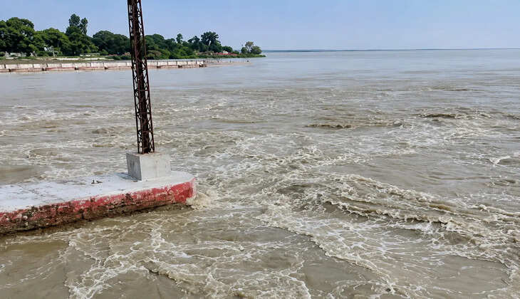 &nbsp;नेपाल से आए पानी ने बदले हालात, बूढ़ी गंडक के बढ़ते जलस्तर से दहशत