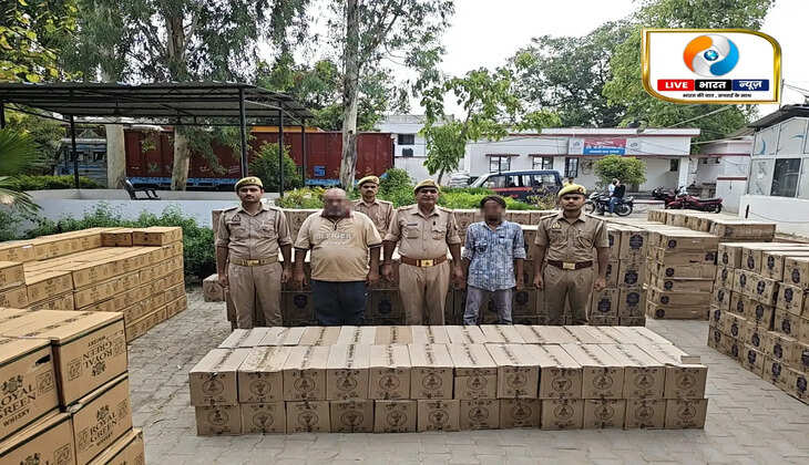 चंदौली पुलिस और क्राइम ब्रांच ने संयुक्त कार्रवाई में 58 लाख रुपये की 663 पेटी अवैध अंग्रेजी शराब बरामद की। पंजाब से बिहार ले जाई जा रही शराब ट्रक के गुप्त केबिन में छिपाई गई थी। दो आरोपी गिरफ्तार किए गए।