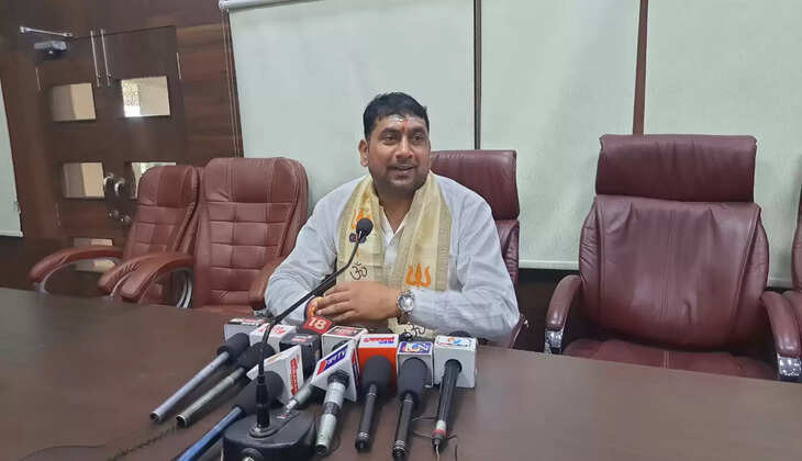 The country is run by the constitution, not by Owaisi's statement - Soumendra Tomar
