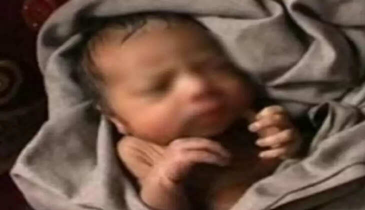 कलयुगी माँ! 15 घंटे पहले जन्मी बच्ची, कड़ाके की सर्दी में नवजात को झाड़ियों में फेंक आई मां, और फिर...