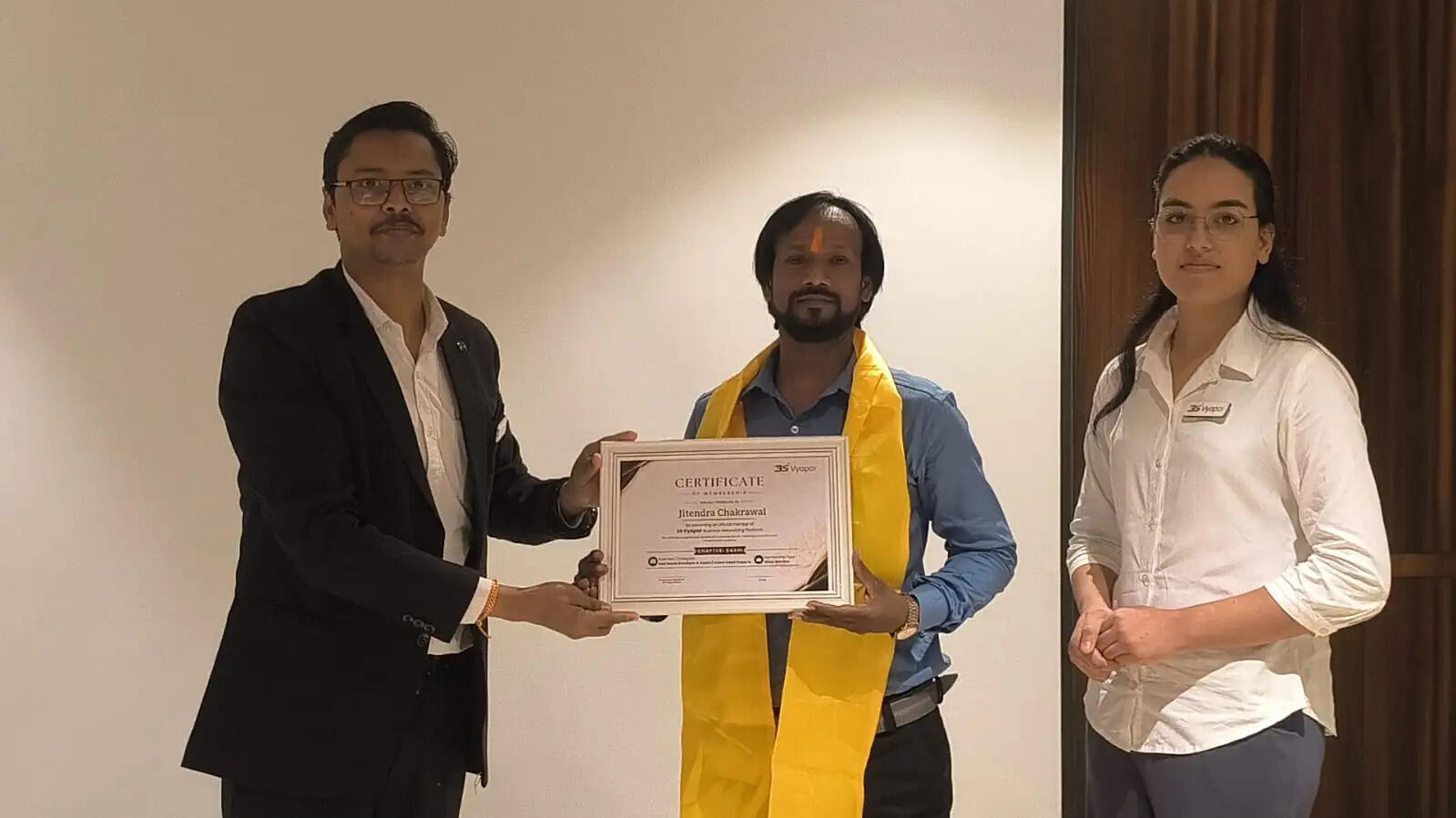 जितेंद्र चक्रवाल ने रियल एस्टेट डेवलपर श्रेणी में अनंत अध्याय में सदस्यता ग्रहण की।