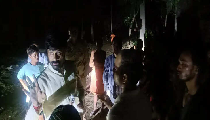 Ghaghsara power outage, Darua electricity issues, Prabhakar Dubey, Ghaghsara Nagar Panchayat, 11kV power line, Amar Singh Nagar electricity supply, 36-hour power cut.