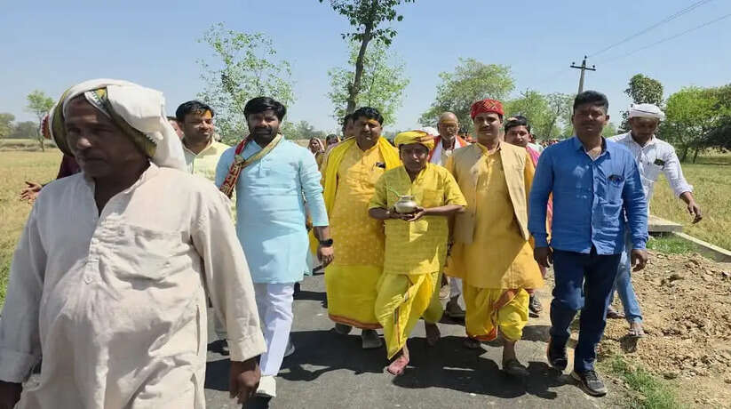 परशुराम नगर के पनिका में निकली हनुमंत महायज्ञ की कलश यात्रा