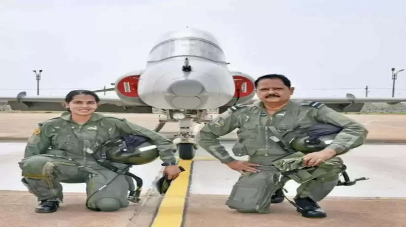 Daughter flew fighter jet with father, history became in Indian Air Force, see photos