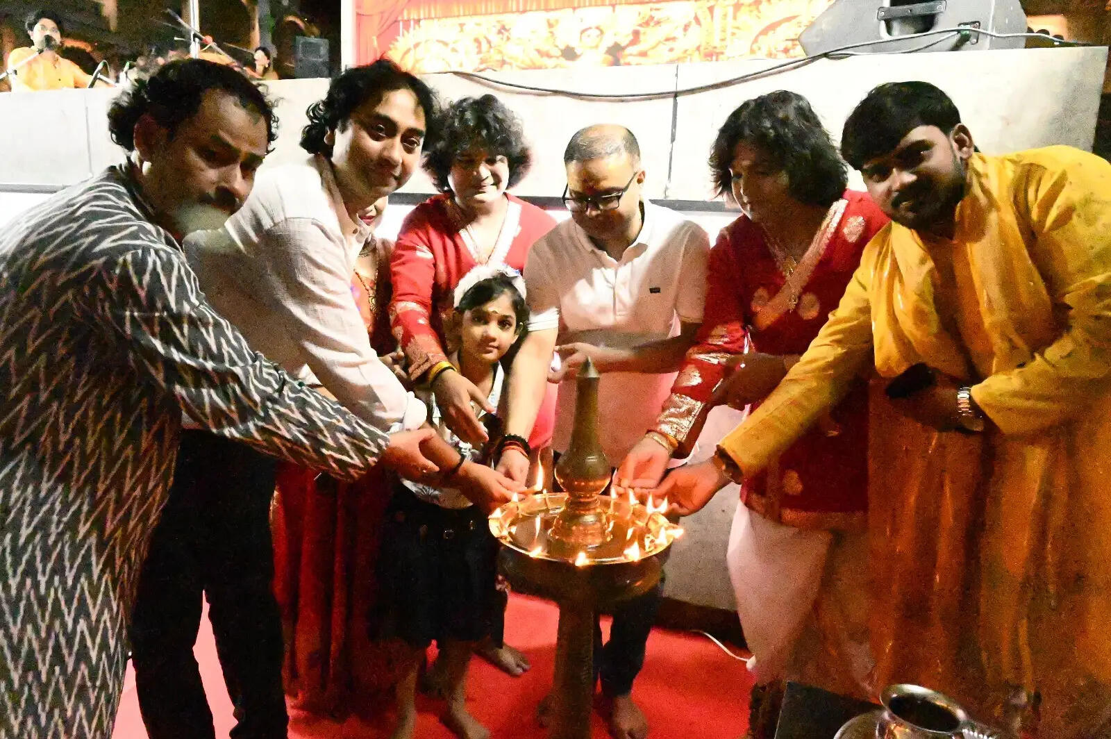 काशी विश्वनाथ धाम में भक्ति संगीत की गूंज, सांस्कृतिक संध्या ने मोहा मन