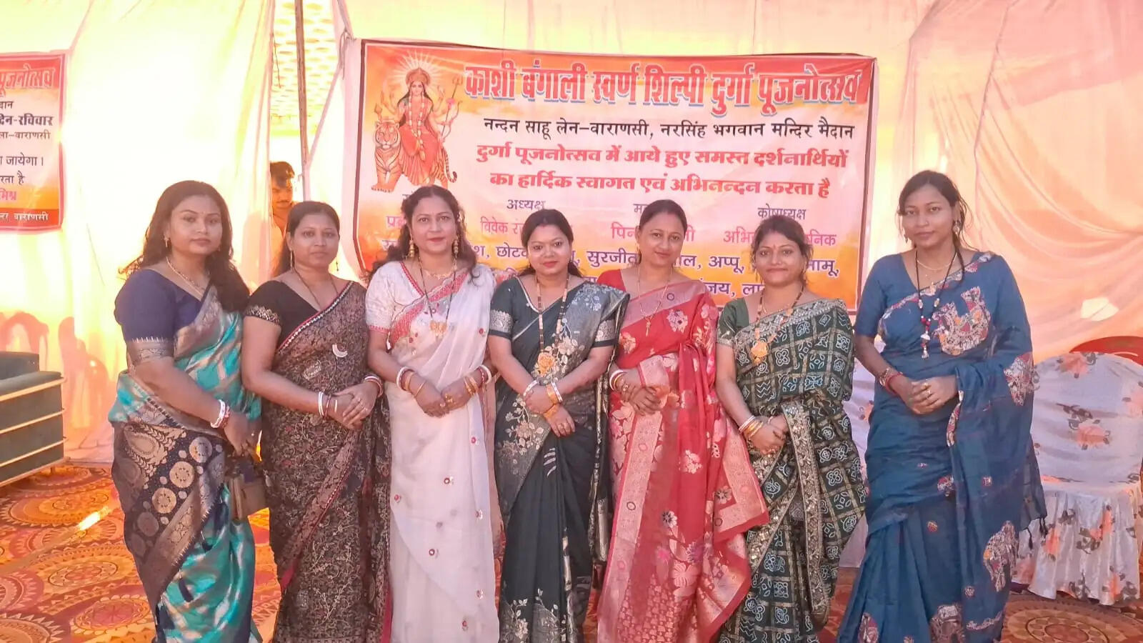 काशी बंगाली स्वर्ण शिल्पी दुर्गा पूजनोत्सव समिति ने आयोजित किया रक्तदान शिविर