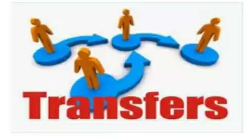 यूपी में 16 आईएएस अधिकारियों के हुए तबादलें