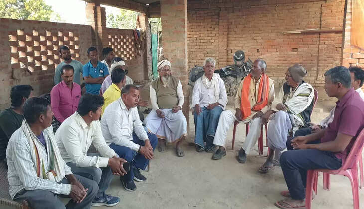 Varanasi News: किसान कमेरा रक्षा संकल्प सभा का कोर कमेटी मोहनसराय किसान संघर्ष समिति की बैठक &nbsp;मे सर्वसम्मत से हुआ निर्णय