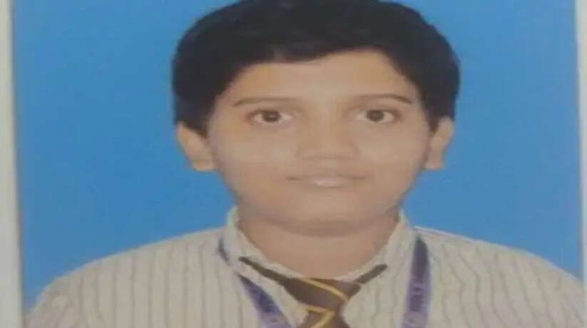 Yug Verma Varanasi, ISC Board Result 2026, Banaras Topper Student, 99 percent marks student, UP Board Topper News, Varanasi Education News, Student Success Story, Olympiad Rank Student, Top Student Routine, ISC Topper 2026