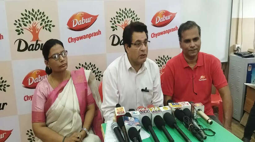 Varanasi News: प्रतिरोधक क्षमता बढ़ाने वाले डाबर च्यवनप्राश के साथ करें मानसून का स्वागत