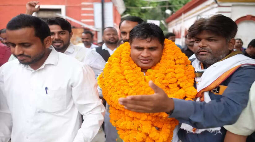 उत्तर प्रदेश यूपी बोर्ड करणी संघ के अध्यक्ष बने मान सिंह महामंत्री बने जंग बहादुर