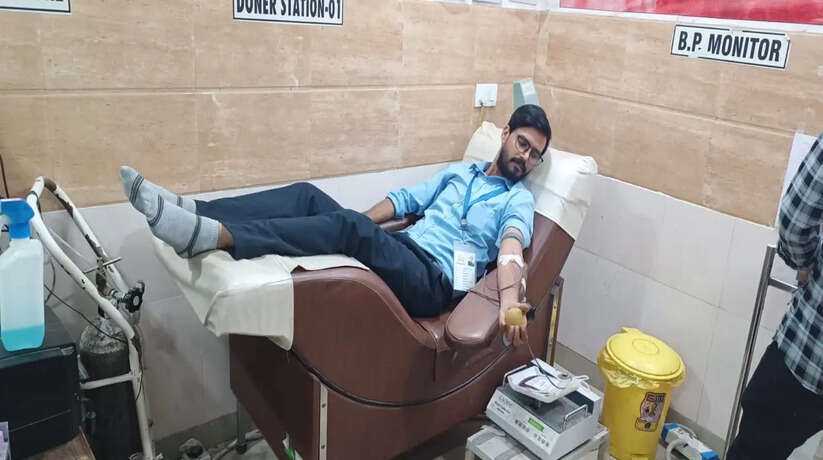 Gorakhpur News: जरूरतमंदो के लिए वरदान साबित हो रहा नयी रोशनी वेलफेयर फाउण्डेशन