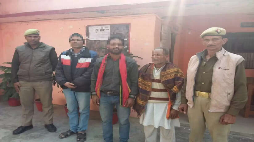 Varanasi News: विभिन्न मामलों में थाना चौबेपुर पुलिस द्वारा 3 वारंटी अभियुक्त गिरफ्तार