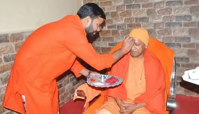 Ambrish Singh Bhola, Nitin Naveen, Ambrish Singh Bhola News, Nitin Naveen Meeting, Varanasi Politics, Varanasi News, UP Assembly Election 2027, BJP News, BJP National President Nitin Naveen, Ambrish Singh Bhola BJP, Varanasi Political News, Purvanchal Politics, UP Politics, BJP Ticket News, Varanasi BJP Politics, Yogi Adityanath, Yogi Adityanath News, Ambrish Singh Bhola Yogi Adityanath, Delhi Meeting News, UP Election News, Purvanchal News, BJP Candidate News, Varanasi Election News