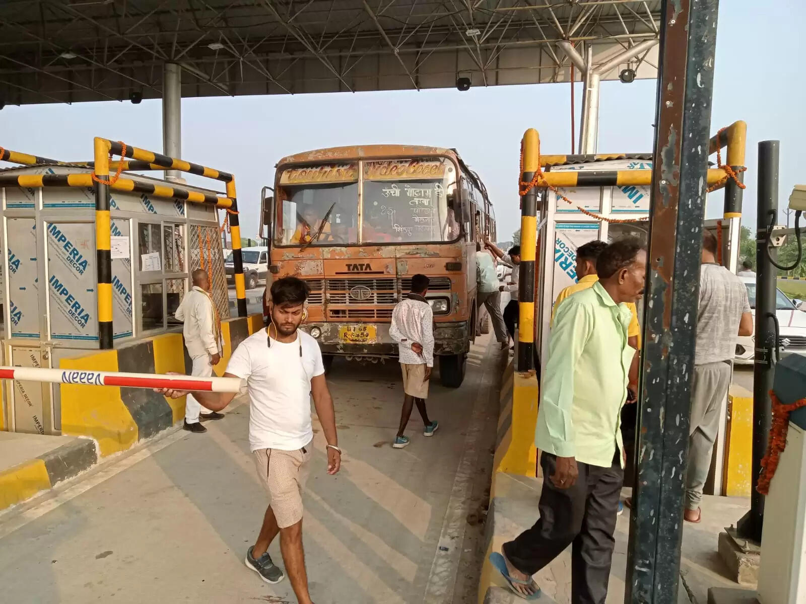कैथी टोल प्लाजा का हुआ उद्घाटन