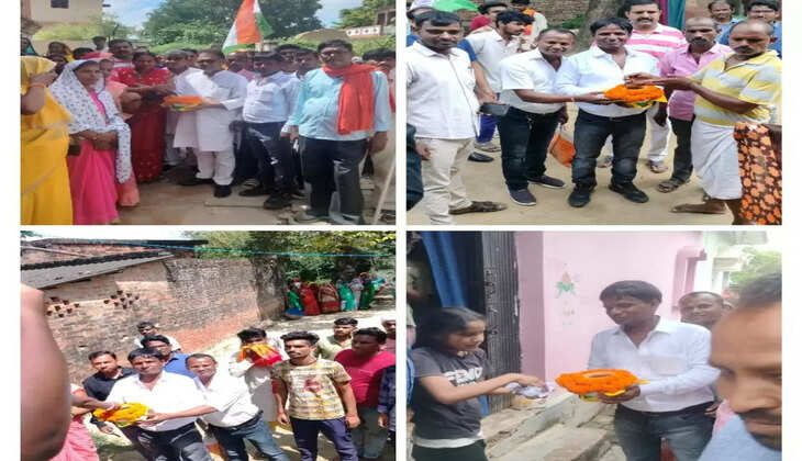 गोरखपुर में मेरा माटी मेरा देश अभियान के तहत उमड़ी ग्रामीणों की भीड़