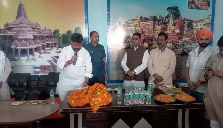 Chandauli News: चन्दौली में राज्यमंत्री दयाशंकर मिश्रा ने किया भाजपा कार्यालय का उद्घाटन&nbsp;