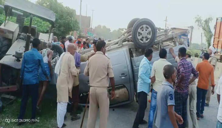 दर्शन कर आ रहे श्रद्धालु की पलटी मैजिक
