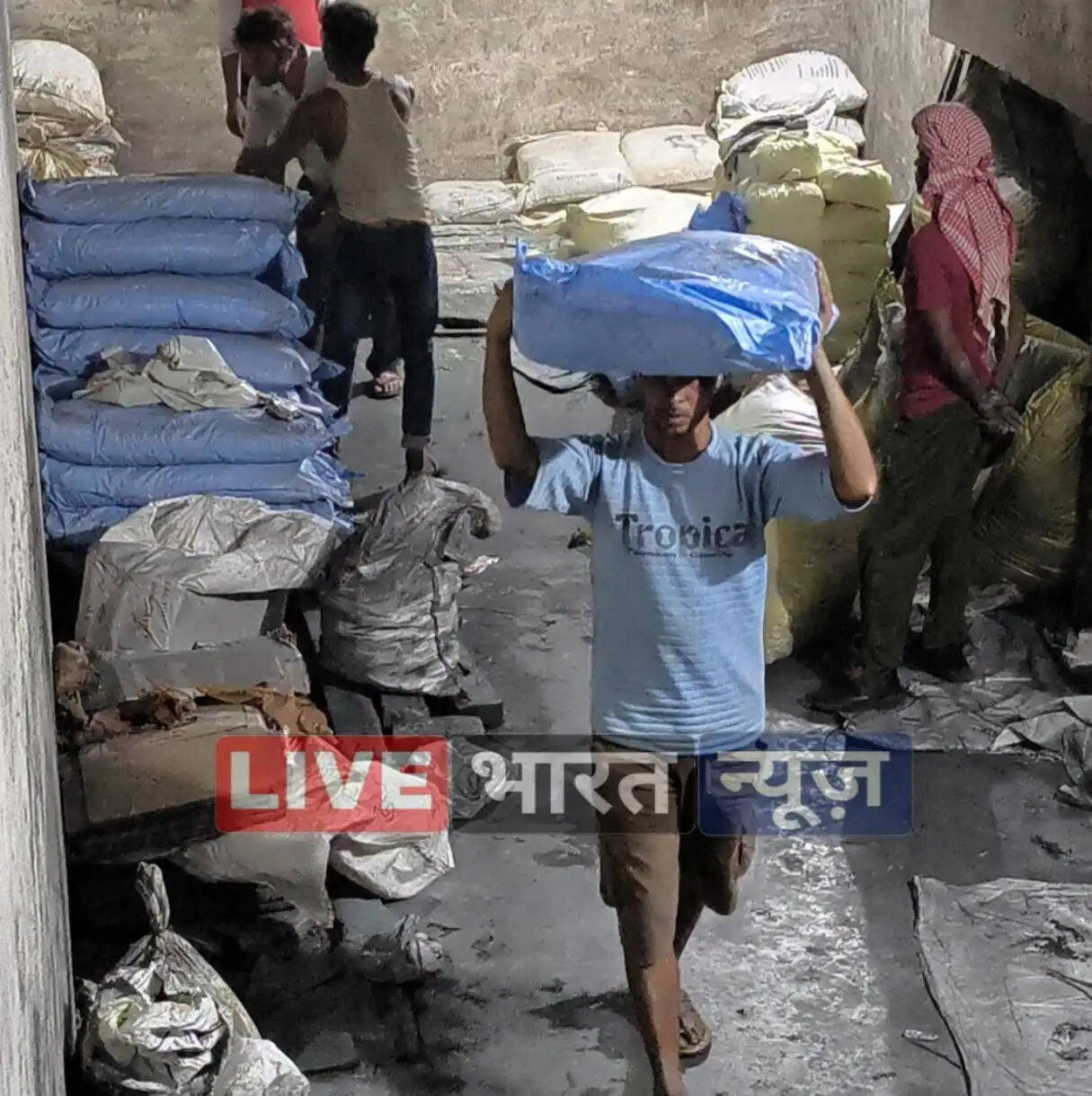 बड़ी खबर: वाराणसी में विस्फोटक का जखीरा बरामद, लगभग 200 कुंतल माल पकड़ाया