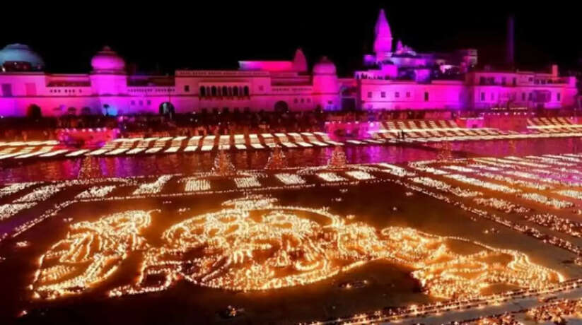 Ayodhya News: अवध विवि ने दीपोत्सव की तैयारियों को लेकर स्वयंसेवकों को दिया प्रशिक्षण