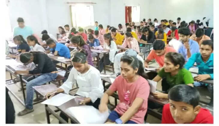 Ayodhya News: सामान्य ज्ञान प्रतियोगिता परीक्षा 2023 का आयोजन सफलतापूर्वक हुआ संपन्न