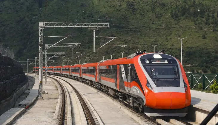 अब उद्योगों का गढ़ बनेगा बनारस, वंदे भारत से विमान तक के पार्ट्स काशी में होंगे तैयार