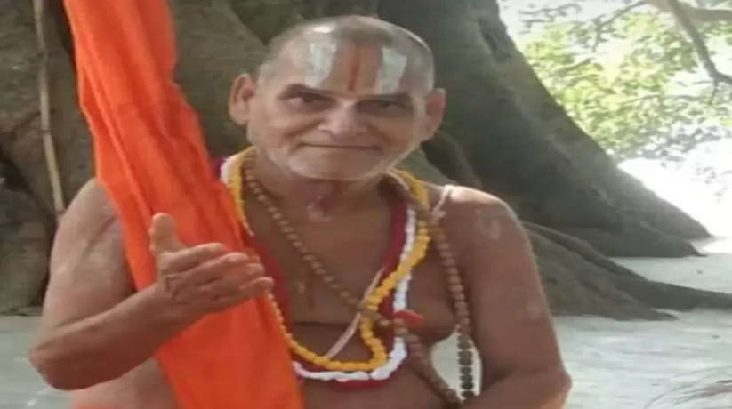 Ayodhya News: अयोध्या में स्वामी त्रिदंडी जी महाराज के आकस्मिक निधन से हिन्दू महासभा और हिन्दू जगत में शोक की लहर