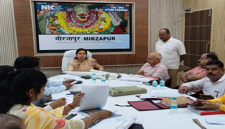 नए कलेक्ट्रेट भवन के निर्माण की तैयारियां तेज, विशेष सचिव ने लिया जायजा