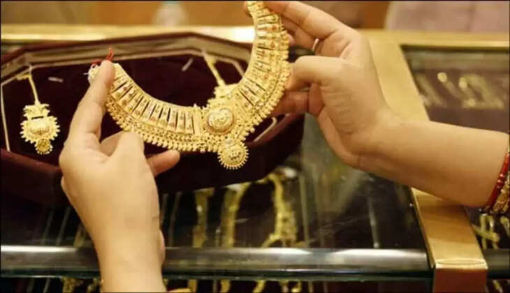 today gold- silver rate,10 december 2022: अब तक सबसे निचले स्तर पर सोना, बढ़ सकता है सोने चाँदी का भाव, जल्दी कर ले ख़रीदारी...&nbsp;जानिए आज का ताज़ा&nbsp;का रेट!