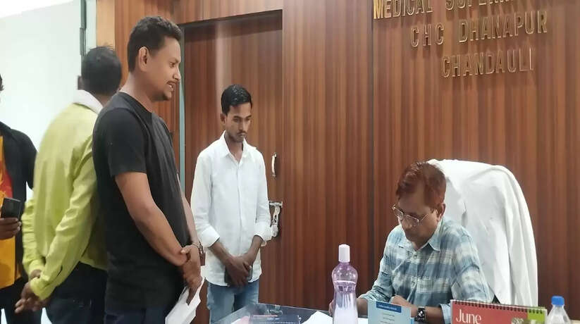 चन्दौली में चार वर्ष से भुगतान ना मिलने से एमपीडब्ल्यू में रोष, दिया ज्ञापन