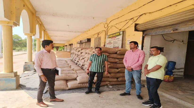 chandauli gehu kharid 2026, wheat procurement chandauli up, gehu msp 2585 per quintal, rabi marketing season 2026-27, up wheat purchase news, farmer registry gehu bechne ke liye, fes.up.gov.in registration, pm kisan yojana benefit wheat sale, chandauli mandi news, up government wheat procurement, gehu kharid kendra list chandauli, wheat purchase last date 15 june 2026, msp increase 160 rupees wheat, up food department news, chandauli agriculture news hindi, farmer registration online up, wheat procurement centres up, kisan news chandauli, gehu bikri process up, food marketing officer chandauli news